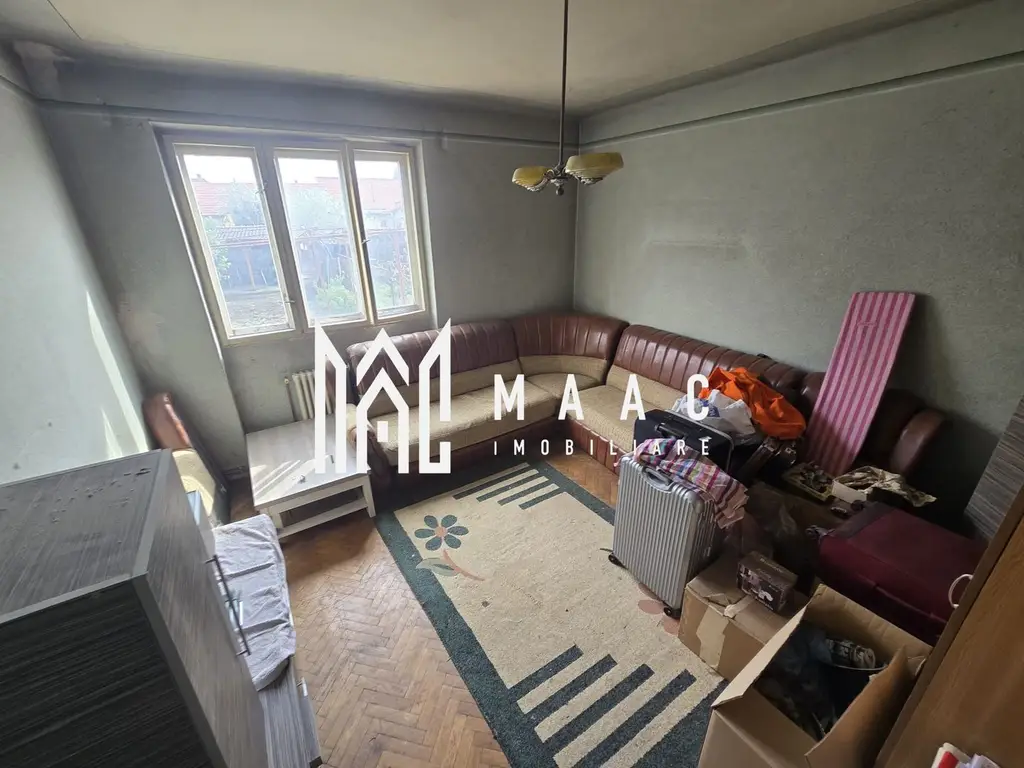 Apartament la casa 4 camere 300 teren zona Centrala