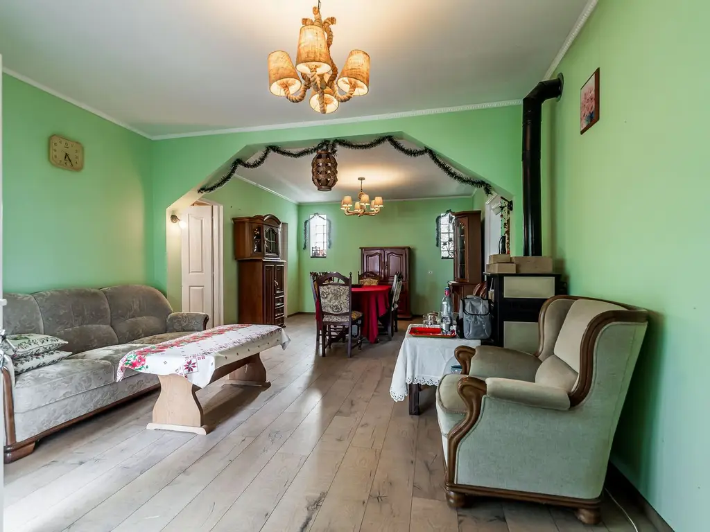 Casă finisată + casă în construcție, la același preț!