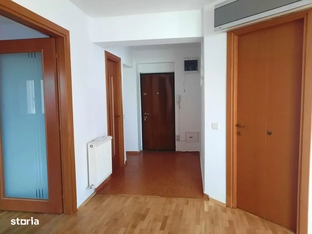 Duplex P+1 in bloc 2013 in Precupetii Vechi nr 65, 4 camere, curte