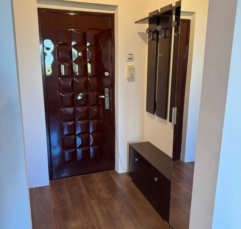 Apartament 2 camere Piata Trapezului 2 minute metrou