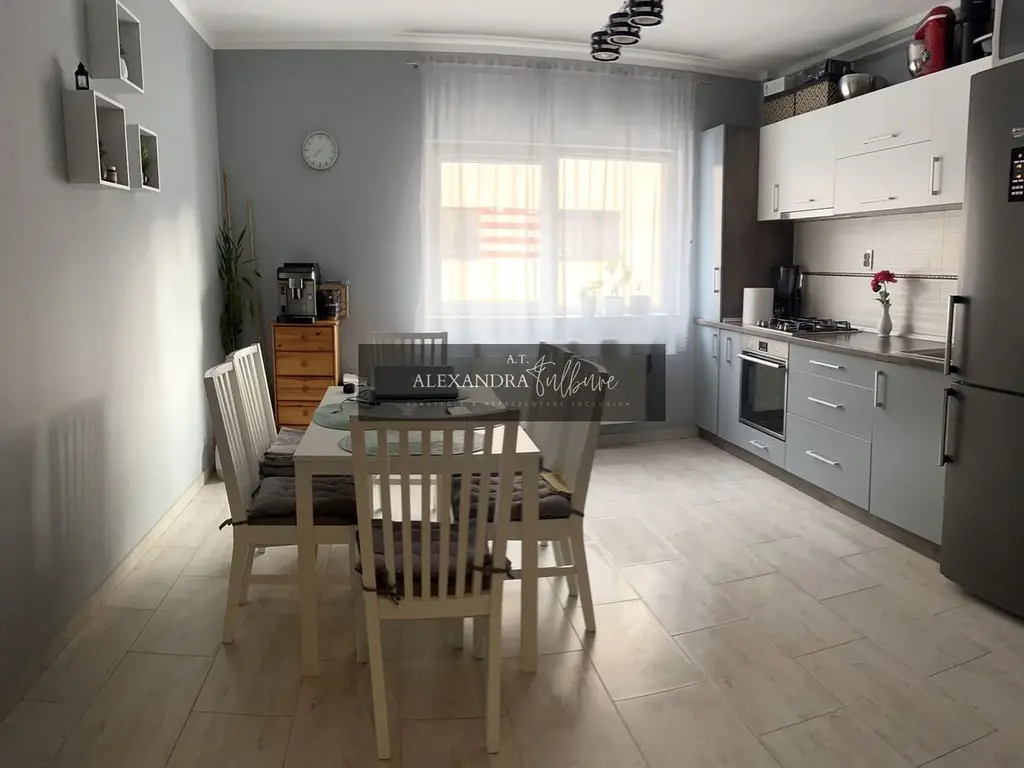 Apartament decomandat 2 camere, dressing, balcon, parcare, Buna Ziua