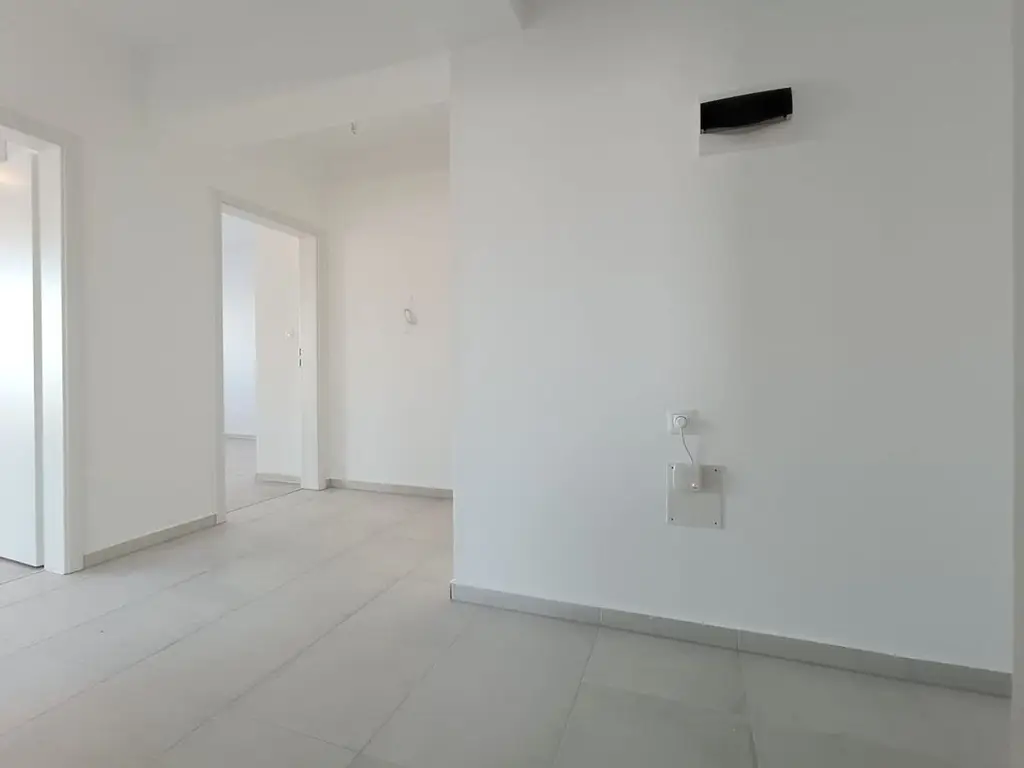 Oferim spre vanzare apartament 2 camere modern cu pereti retractabili