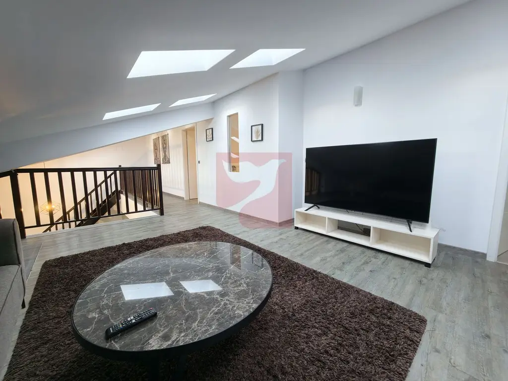 2 apartamente intr-unul singur!