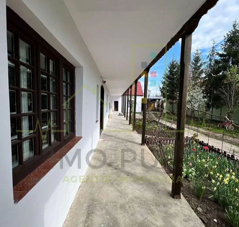 Casa individuala in Sanandrei. Teren 1850. Gaz si canal in fata casei.