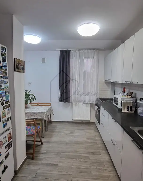 Comision 0% I Apartament 3 camere Piata Resita I Etaj 3/4 I Centrala