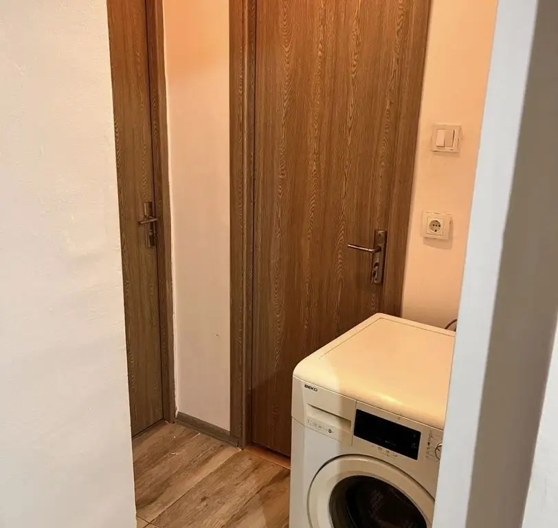 Inel 2- scoala 39-Apartament cu 3 camere