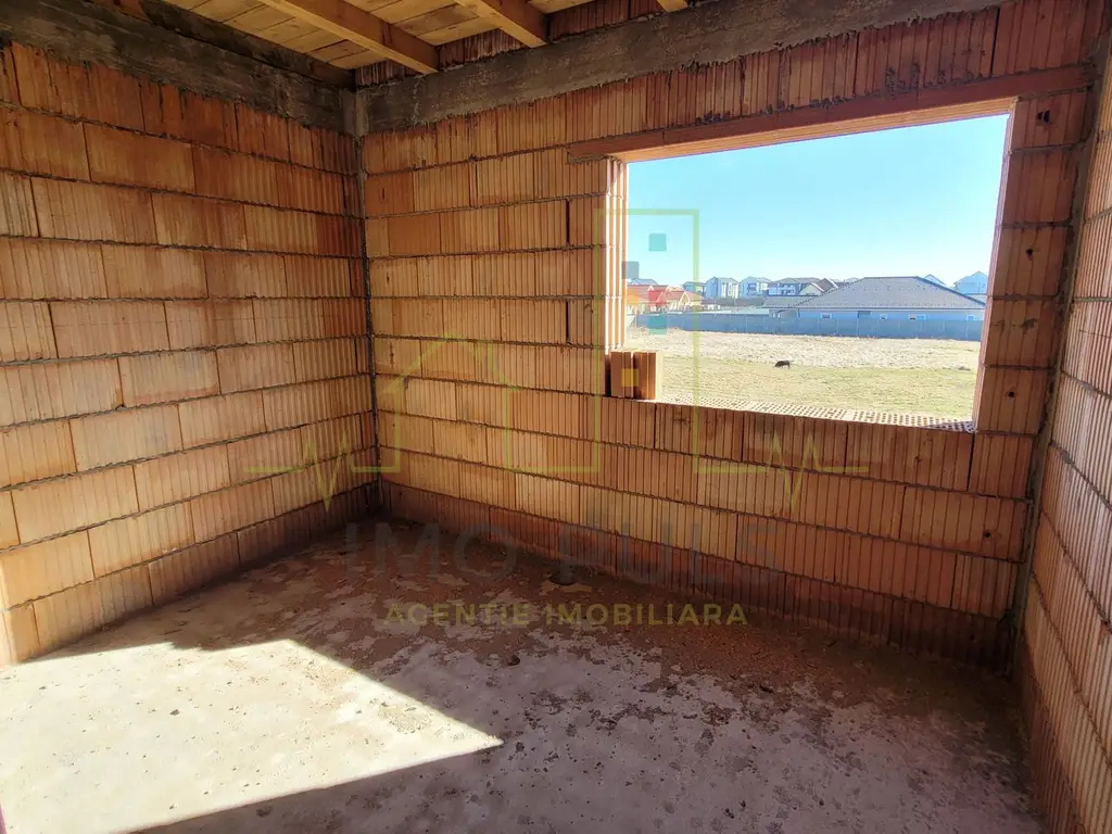 Duplex. Dumbravita. Teren 405 mp.
