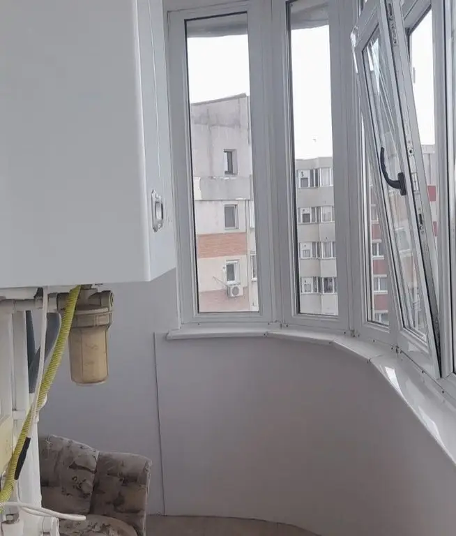 De vanzare apartament cu o cameră str. Brăilei, et. 7, 58.000 euro