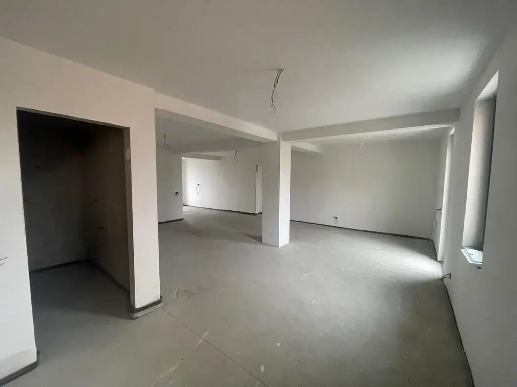 PENTHOUSE ULTRACENTRAL TRIPLA ORIENTARE 243 MP-PRET 278.000 EURO+TVA