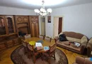 Vila P+1 Piața Muncii , strada Orzari, apartament cu 3 camere la Parer