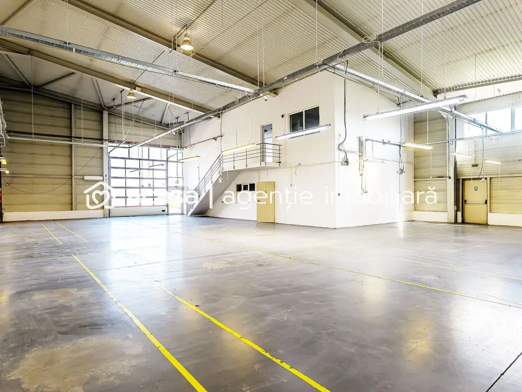 Hală industrială de vânzare 3495 mp în Arad