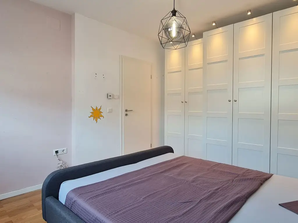 Casa semimobilata semiutilata modern cartier Izvor Tarlungeni Brasov