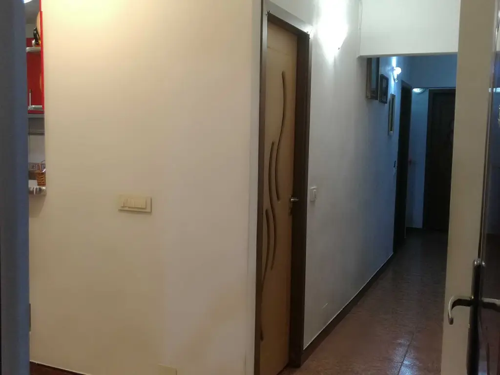 APARTAMENT 3 CAMERE, decomandat, cartier Baneasa, particular