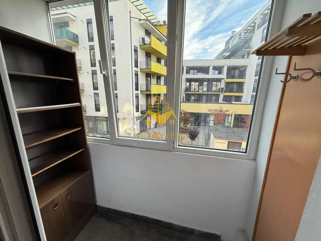 3 camere decomandate, balcon, Centru Piata Abator, Parcul Feroviarilor