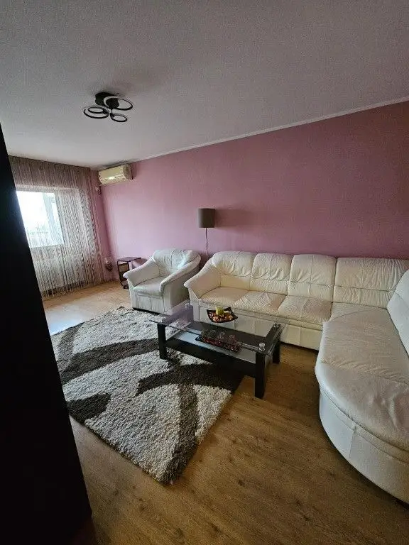 De inchiriat apartament cu 2 camere Baia Comunala, 450 Euro