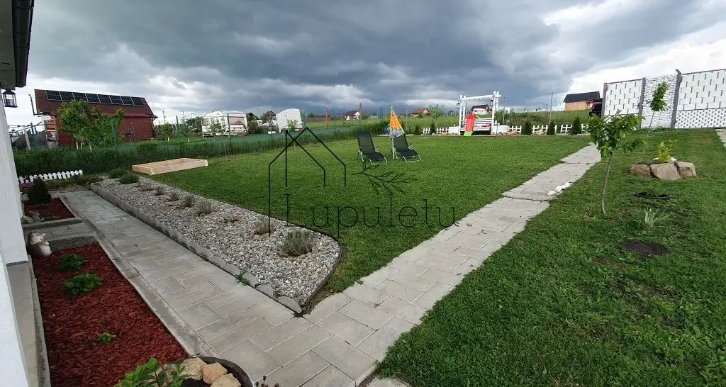 Casă de Vânzare | 695 MPU | Sura-Mare |zona Șesul Sibiului