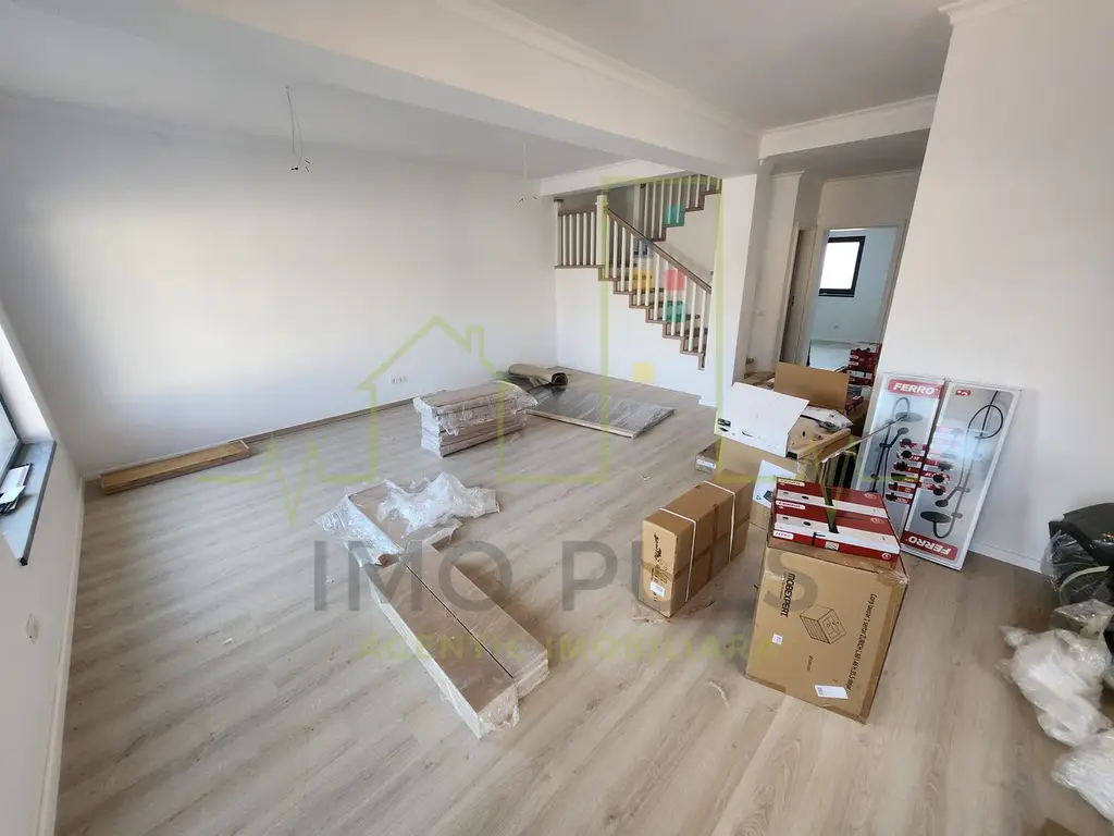 Duplex. Dumbravita. Toate utilitatile. Asfalt.