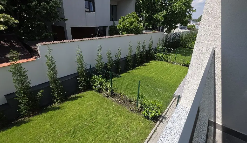 Giulesti duplex P+1 4 camere de vanzare