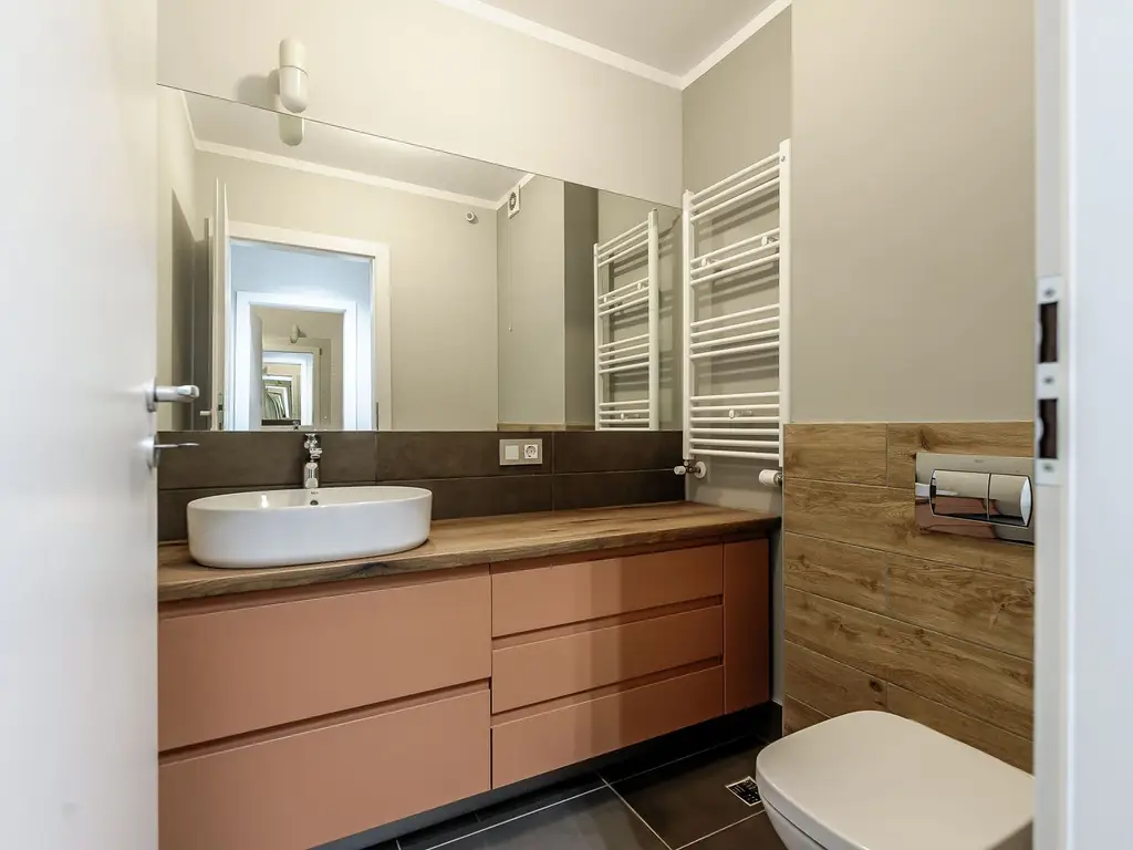 PROPRIETATE VANDUTA Apartament ARED spectaculos cu gradina si garaj