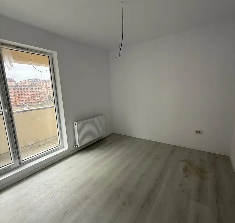 Apartament 56 mp, bloc nou, parcare inclusă, etaj 3, două balcoane, 80.000 euro TVA inclus