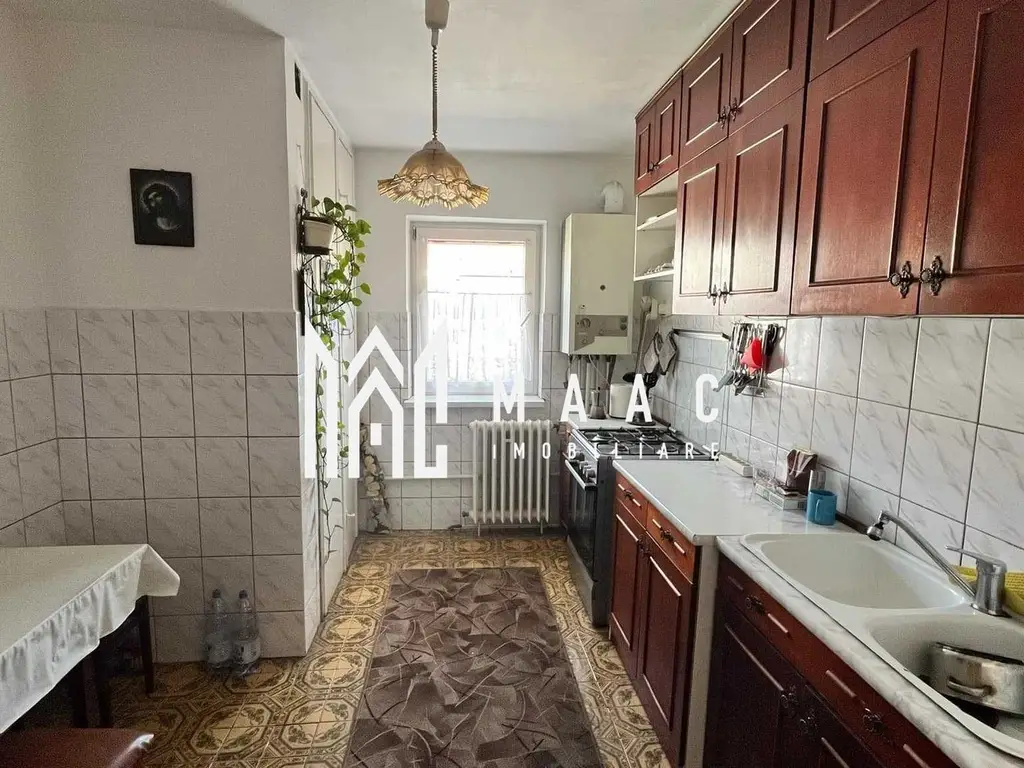 Apartament 4 Camere | Etaj 3 | 2 Balcoane | Pivnita | Strand