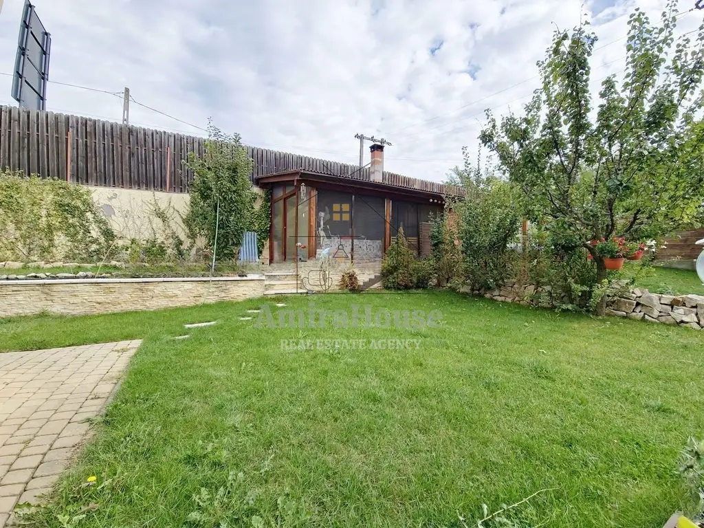 Casa individuala 5 camere, teren 600 mp, finisata, 167 mp utili zona str Oasului