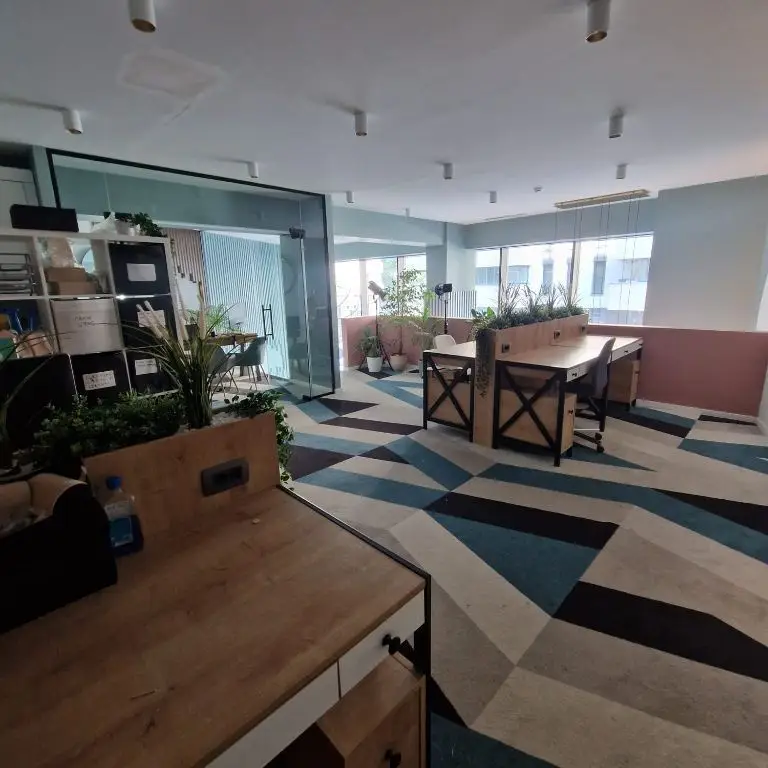 Spațiu Comercial 113mp,Chiriaș 2900€/lună,7 min de Victoriei,Proprieta