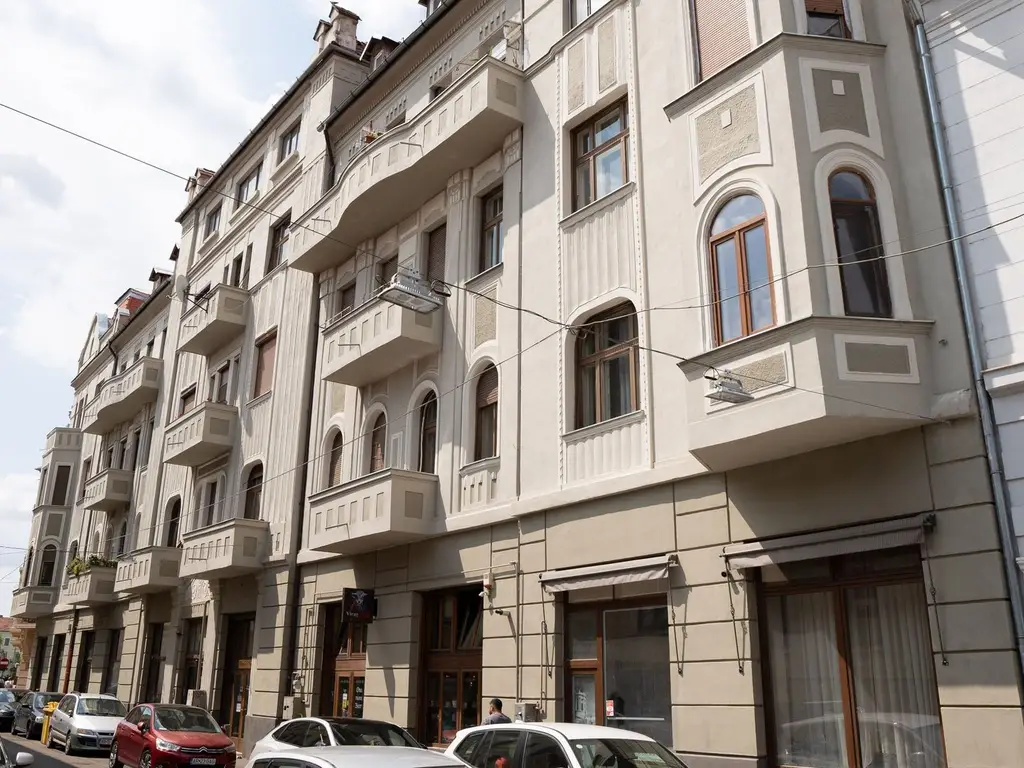 De vânzare: apartament cu 2 camere, etaj 3, str. Ștefan Cicio Pop