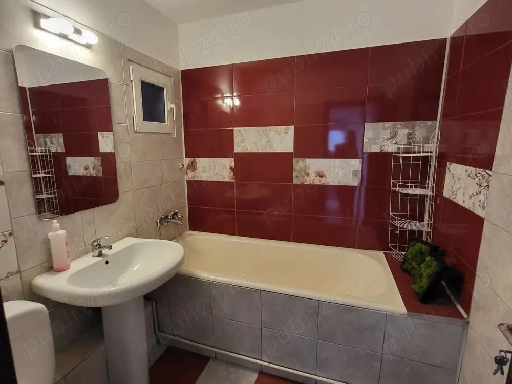 BRASADAS închiriază ap 3 cam etaj 3/10 langa metrou Gorjului