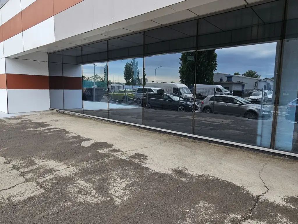 Pantelimon spatiu comercial 650 mp