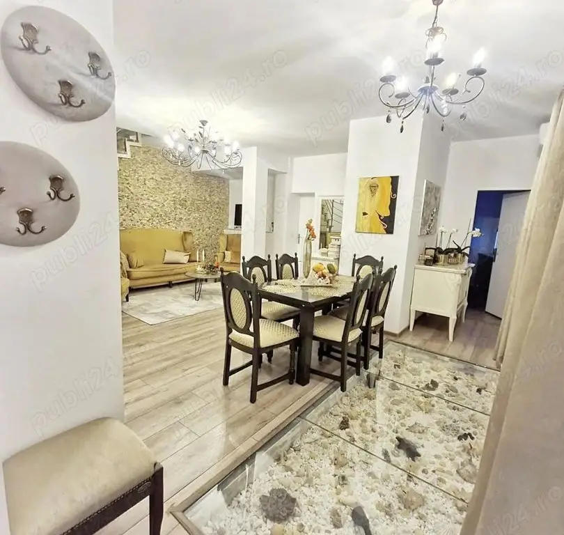 BRASADAS vinde ap 4 cam 130 mp in cladire istorica.