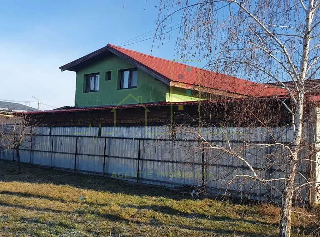 1/2 duplex in Sag cu 4 camere