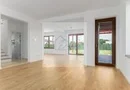 ULTIMA UNITATE I VILA de vanzare Saftica Balotesti I centru padure lac