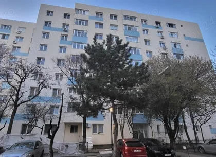 vand apartament 4 cam