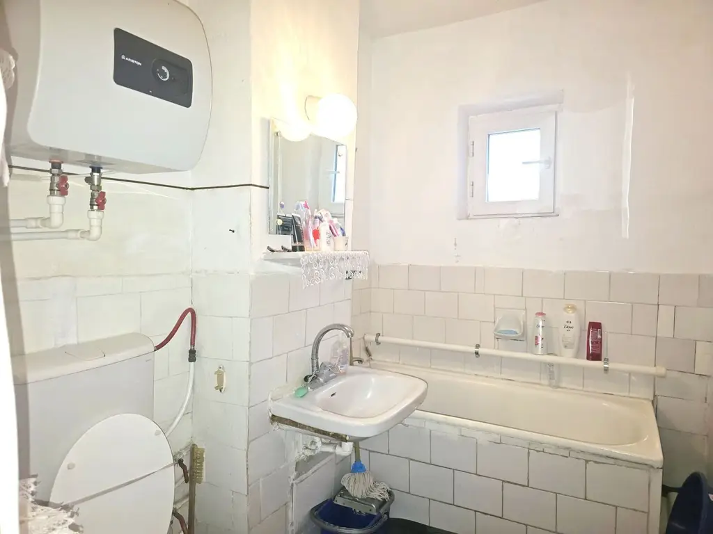 Vanzare - apartament cu 2 camere, Micro 20, J-uri - 53000 euro