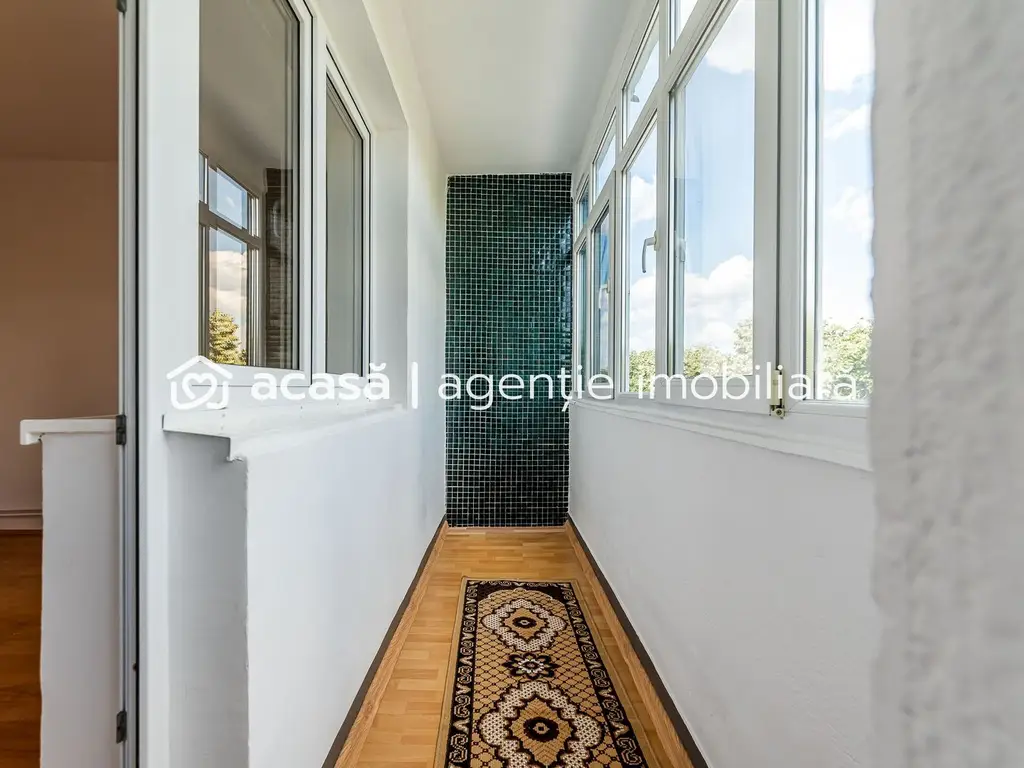 Apartament 2 camere Ultracentral, bvd Revolutiei, Arad - COMISION 0