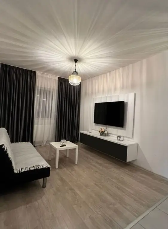 Apartament de inchiriat Nazuintei!