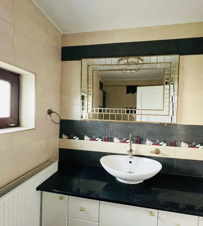Vila Bucium Plopii fara sot