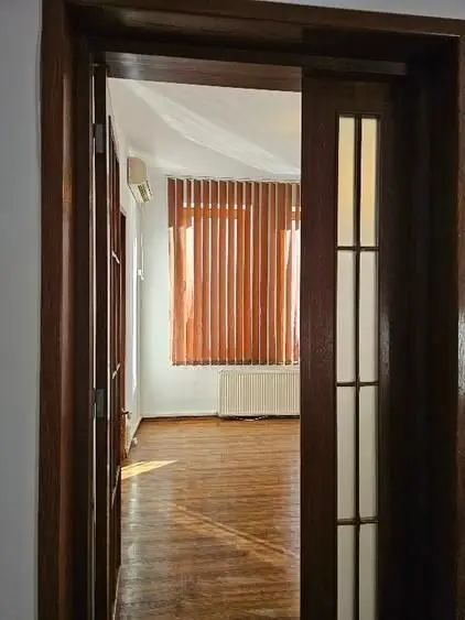 BRASADAS inchiriaza vila RENOVATA Unirii
