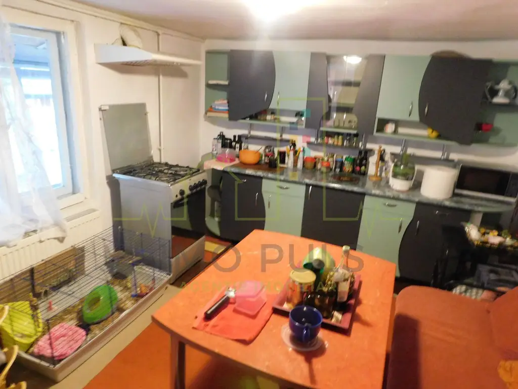 Teren 1187 mp. Centrala proprie. Zona Mehala - Bucovina