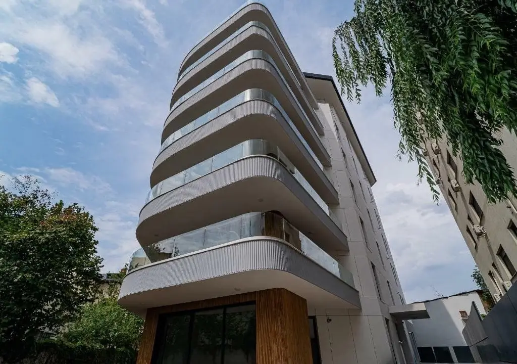 RARITATE  Cotroceni  3 camere , 105mp, finalizat 2024, terasa cu view superb
