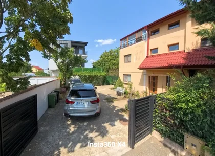 Casă individuală P+1+M cu garaj și terase spațioase – Otopeni Central