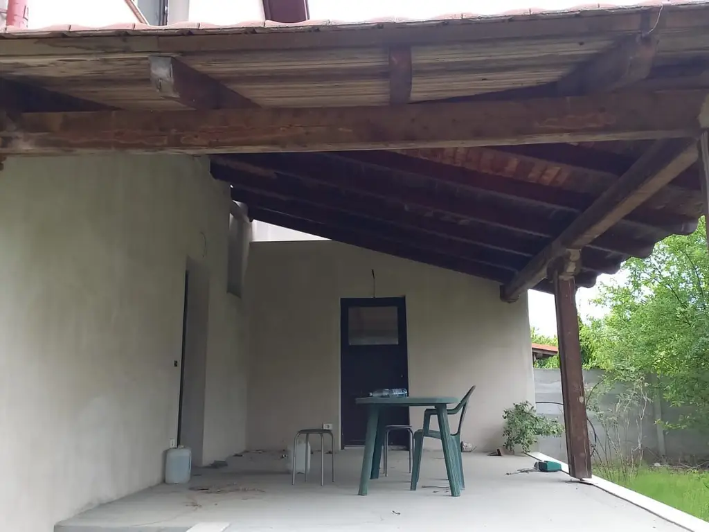 BRASADAS vinde casa individuala zona Odoreului.