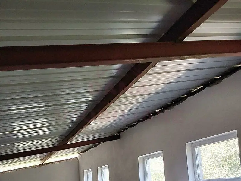 HALĂ DE VÂNZARE SAU ÎNCHIRIERE, ÎN LOC.. BĂUȚAR, JUD. CARAȘ-SEVERIN