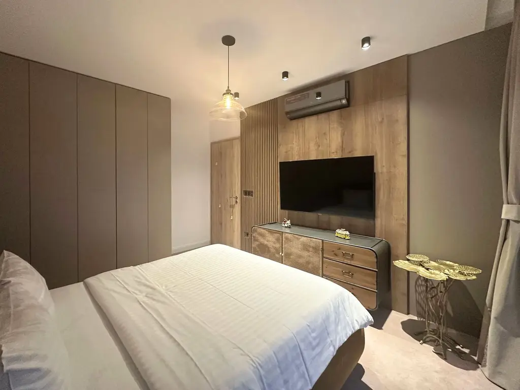 Penthouse de LUX 4 camere cu terasă spectaculoasă de 122 mp + jacuzzi