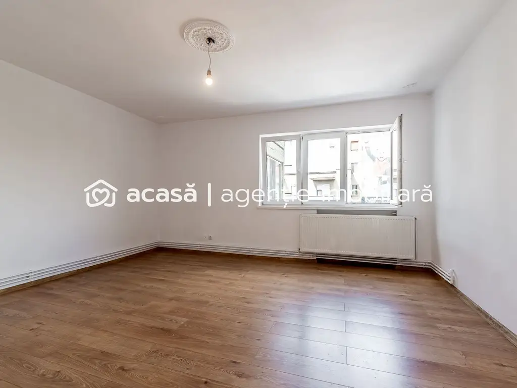 Apartament 2 camere Ultracentral, bvd Revolutiei, Arad - COMISION 0