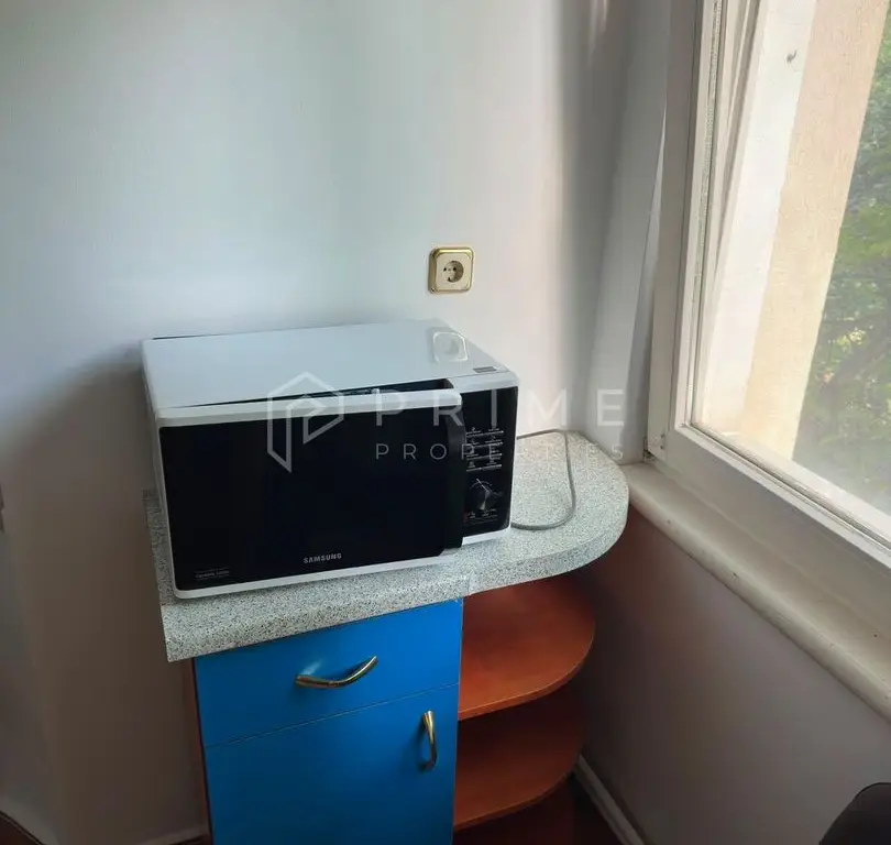 DE ÎNCHIRIAT: Apartament cu 3 camere | Cartierul Cornișa (Zona Zambara