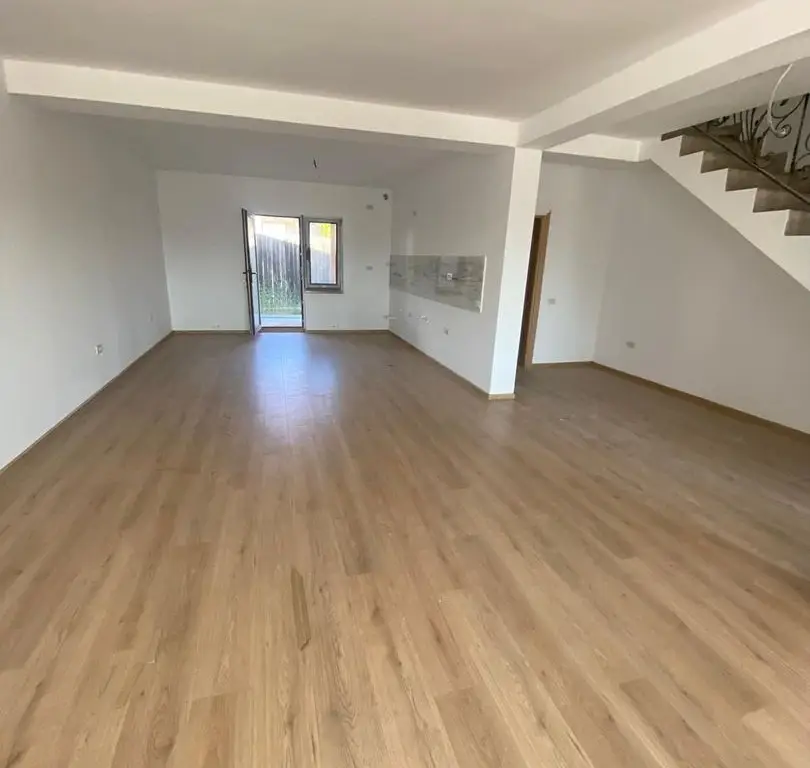 Casa P+1 Tip Duplex de vanzare 120 mp An 2023 Constanta Comuna Lumina