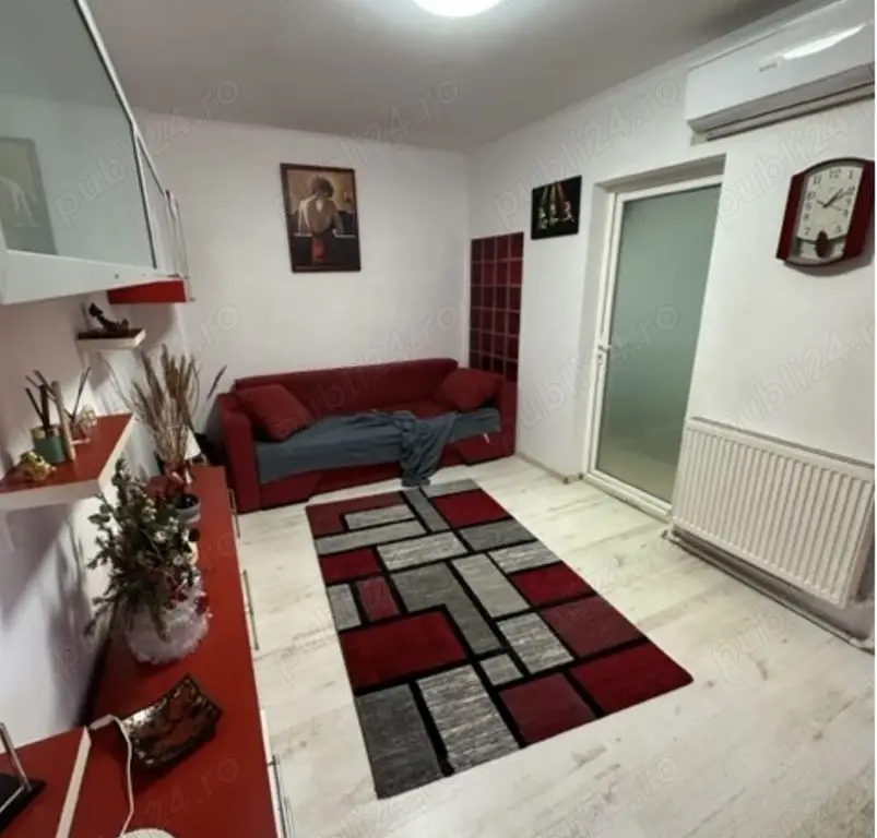 Ag BRASADAS vinde casa 3 cam curte superba Vatra luminoasa.