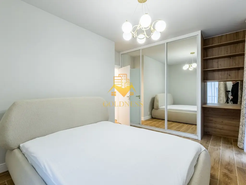 2 camere, modern, bloc nou, garaj,Europa zona Complex Luminia,Moldovan
